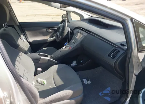 2013 Toyota Prius Two z USA, uszkodzony, nr VIN JTDKN3DU3D5686701